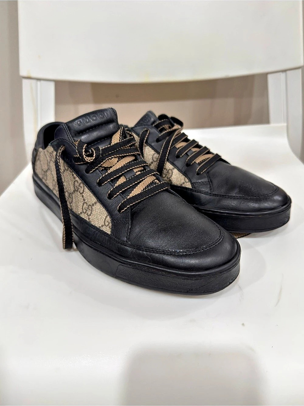 Gucci GG Supreme Black Leather Low-Top Sneaker Sneakers US 9